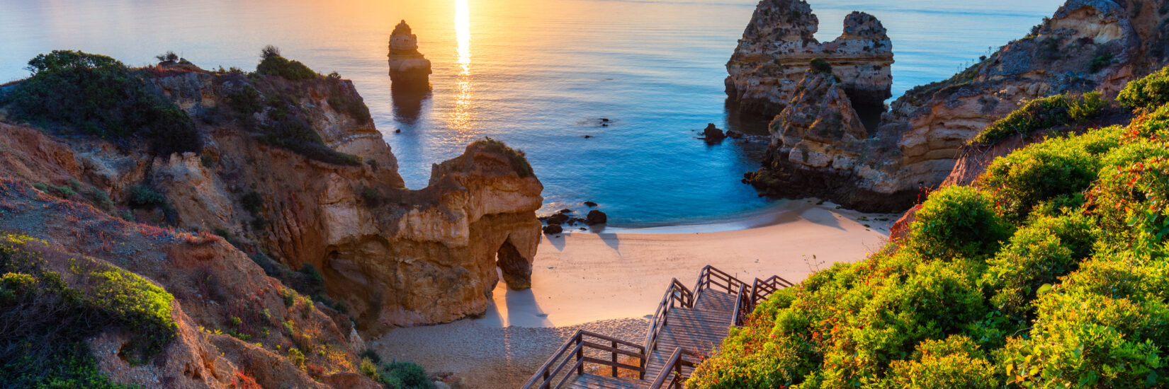 Camilo,Beach,(praia,Do,Camilo),At,Algarve,,Portugal,With,Turquoise