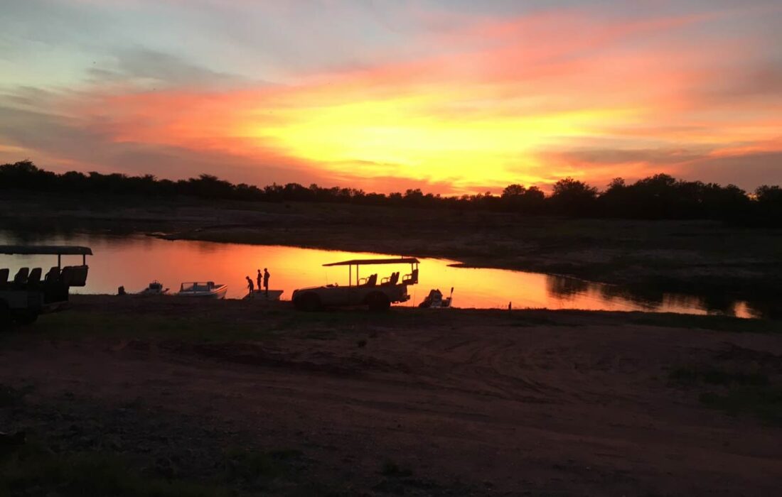 Solnedgang - sundowner - Safari
