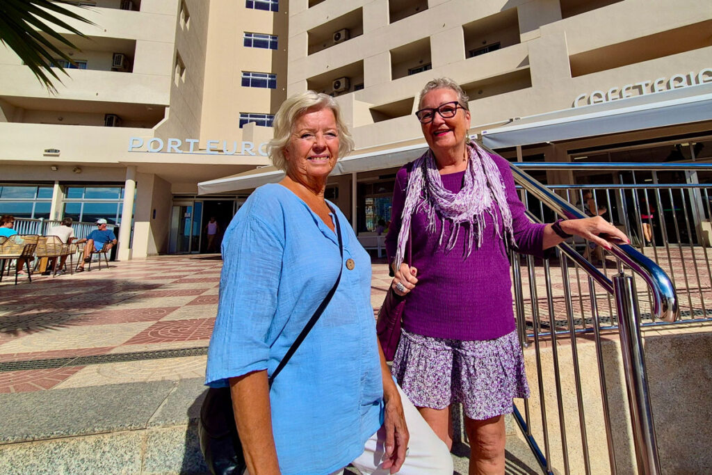 Ragnhild Forså og Berit Elverhøy er gode reisevenner som trives aller best på Calpe. 