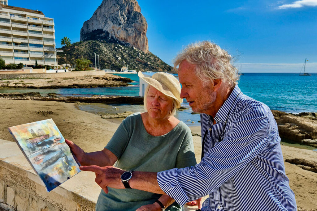 Ruby og Olaf diskuterer kunst på langtidsferie med Aller travel