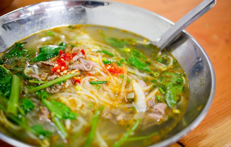 Pho-suppe, Vietnam