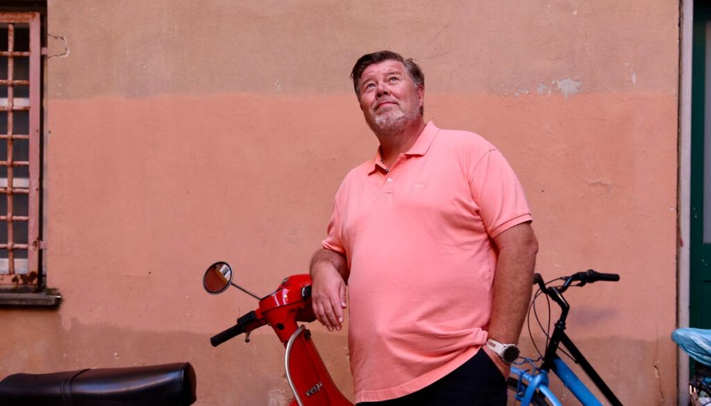 Aller travels reiseleder på vandretur, Morten Bille